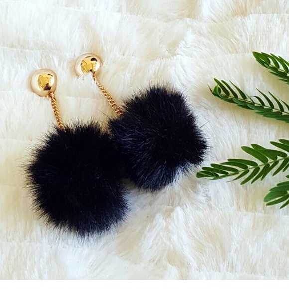 Zara Jewelry - Zara pompom earrings